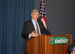 Deputy Secretary of Energy, Daniel Poneman speaking at the podium during the 2012 PECASE ceremony
