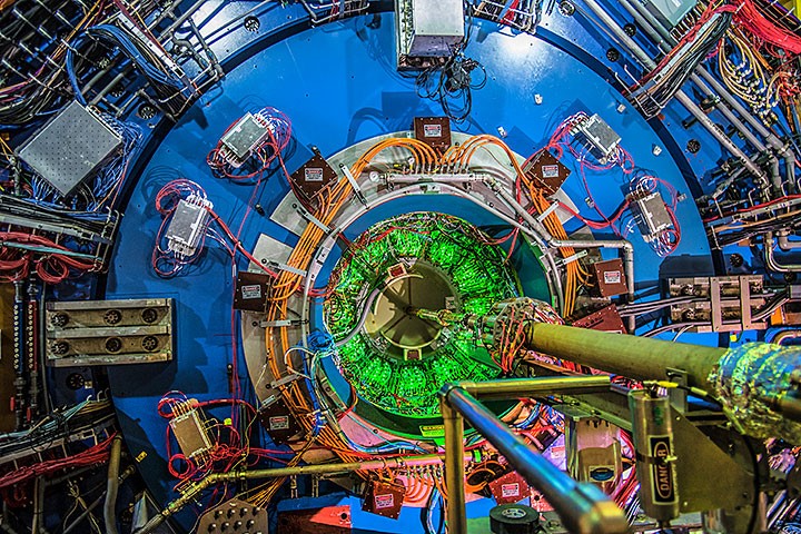 heavy ion collisions at RHIC, the Relativistic Heavy Ion Collider at Brookhaven National Laboratory (BNL)